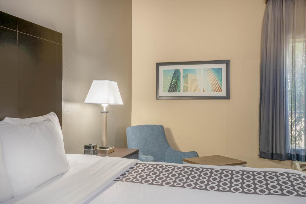 La Quinta By Wyndham Houston Energy Corridor - thumb 3