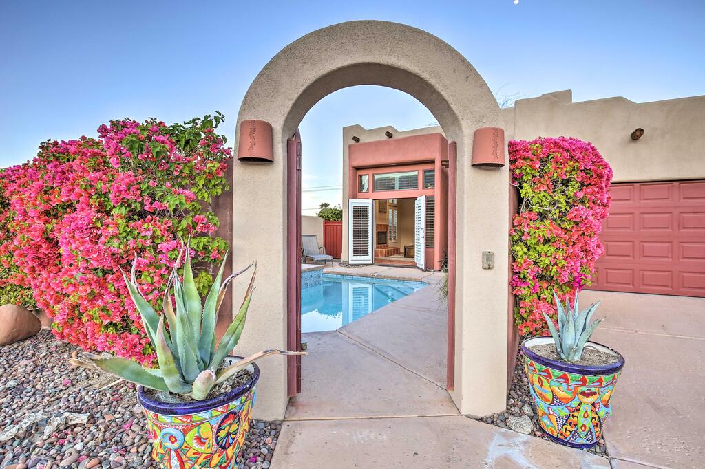La Quinta Casa - Poolside Oasis With Mountain Views! - thumb 1