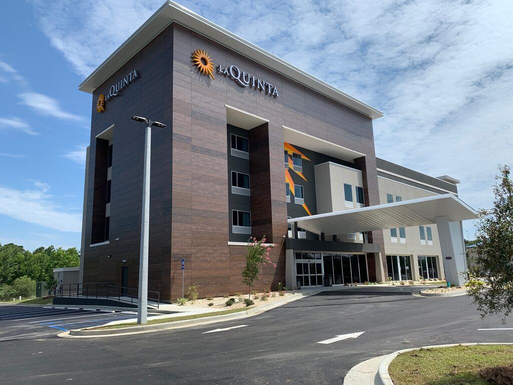 La Quinta Inn & Suites By Wyndham Tifton - thumb 1
