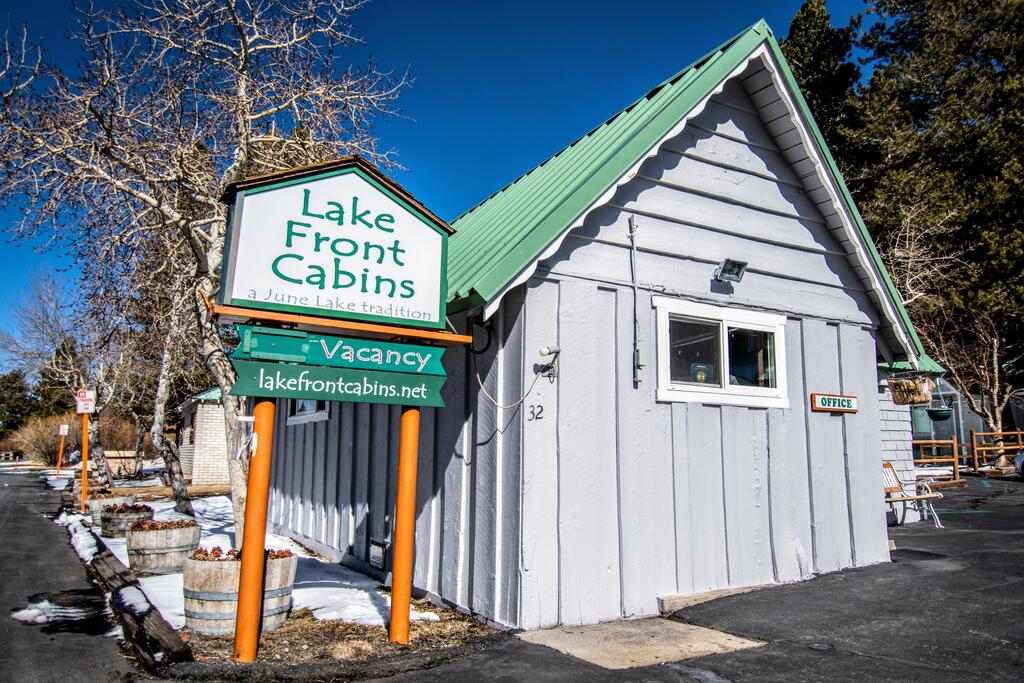 Lake Front Cabins - thumb 0