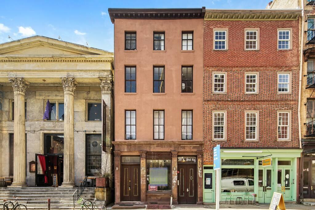 Live Like A Local In A 1BR In Old City - thumb 2