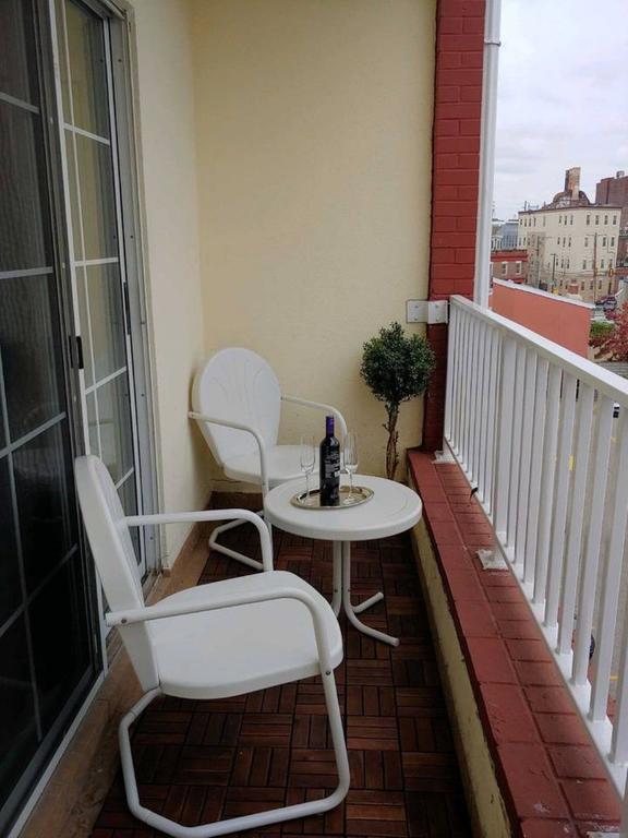 LUX 3bd In THE HEART OF IT ALL - thumb 3