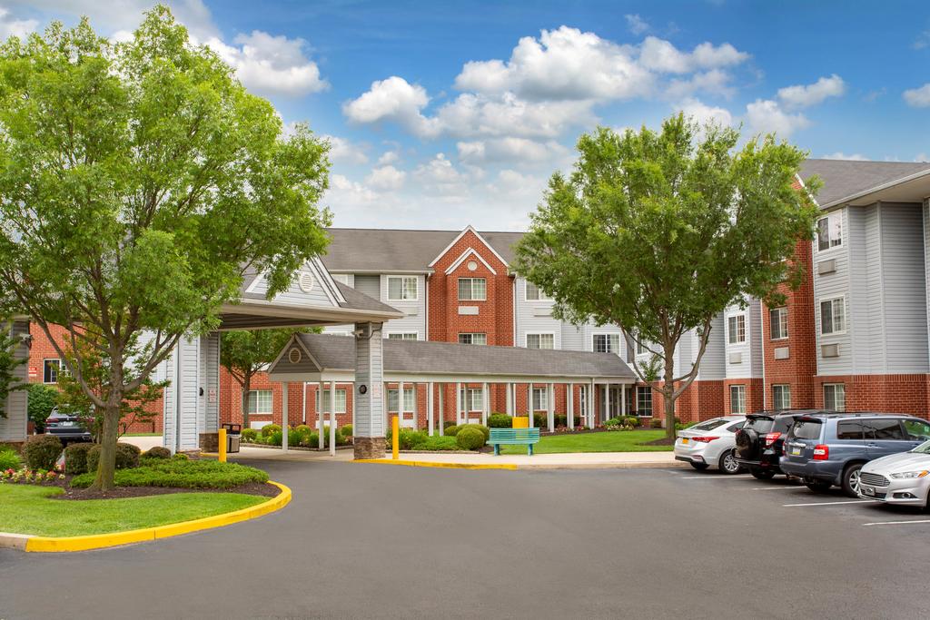 Microtel Inn & Suites By Wyndham Philadelphia Airport - thumb 0