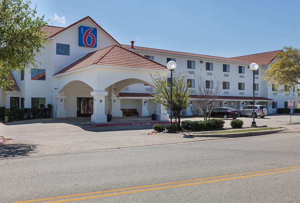 Motel 6-Bedford, TX - Fort Worth - thumb 2