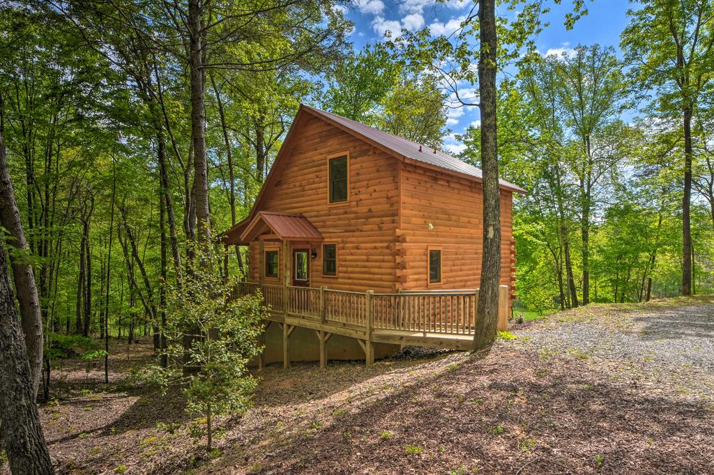 Murphy Cabin With Spacious Deck And Forest Views! - thumb 2