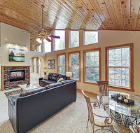 New Listing Palatial Home w/ Huge Deck Game Room home - Accommodation Philadelphia