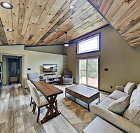 New-Build Home with Mountain Views  Gas Grill cabin - Accommodation Philadelphia