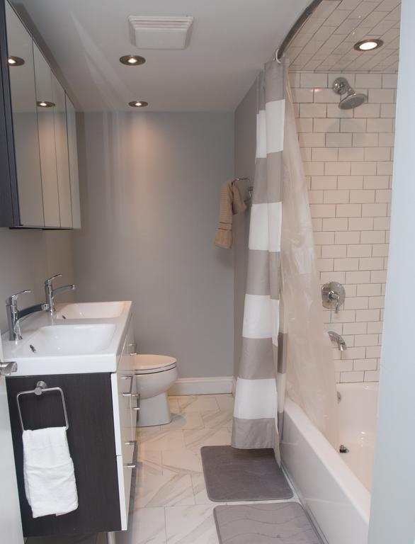 NEWLY RENOVATED DESIGNER FURNITURE 2BR 2BA DUPLEX BROWNSTONE 1 BLOCK TO RITTENHOUSE! - thumb 3