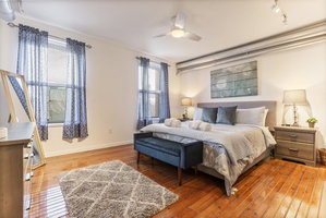 OLD CITY KING*FREEWIFI *4KTV* Walk To Liberty Bell And Independence Mall *W-D*