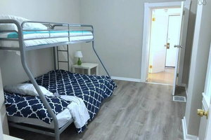 One Bedroom Pet Friendly Apartment Close To Center City