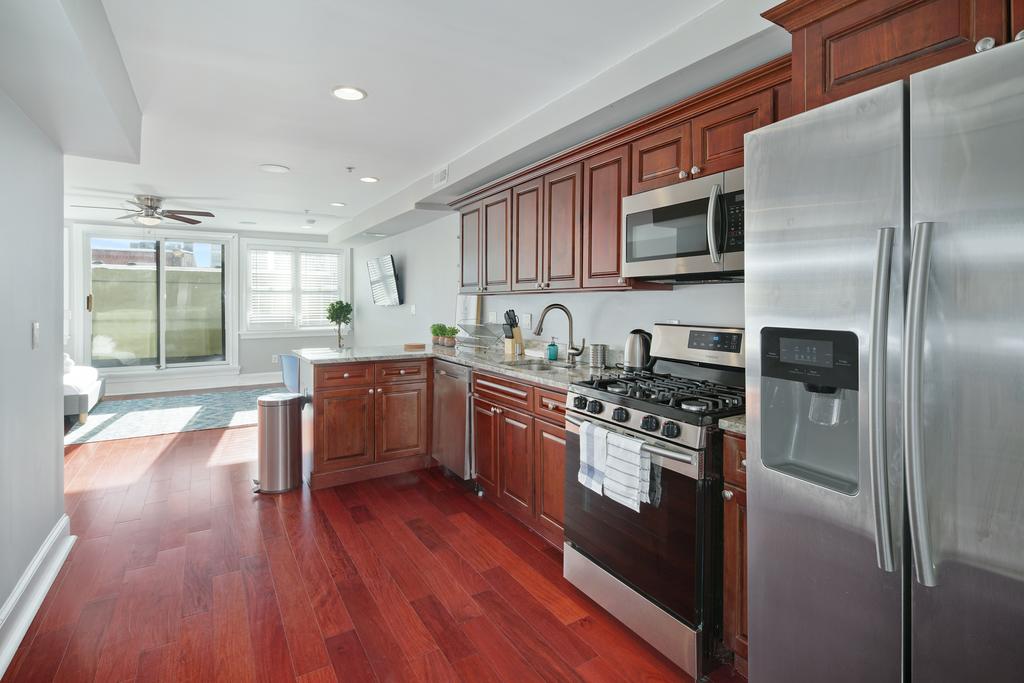 Perfect Large Studio With Balcony In Old City - thumb 2