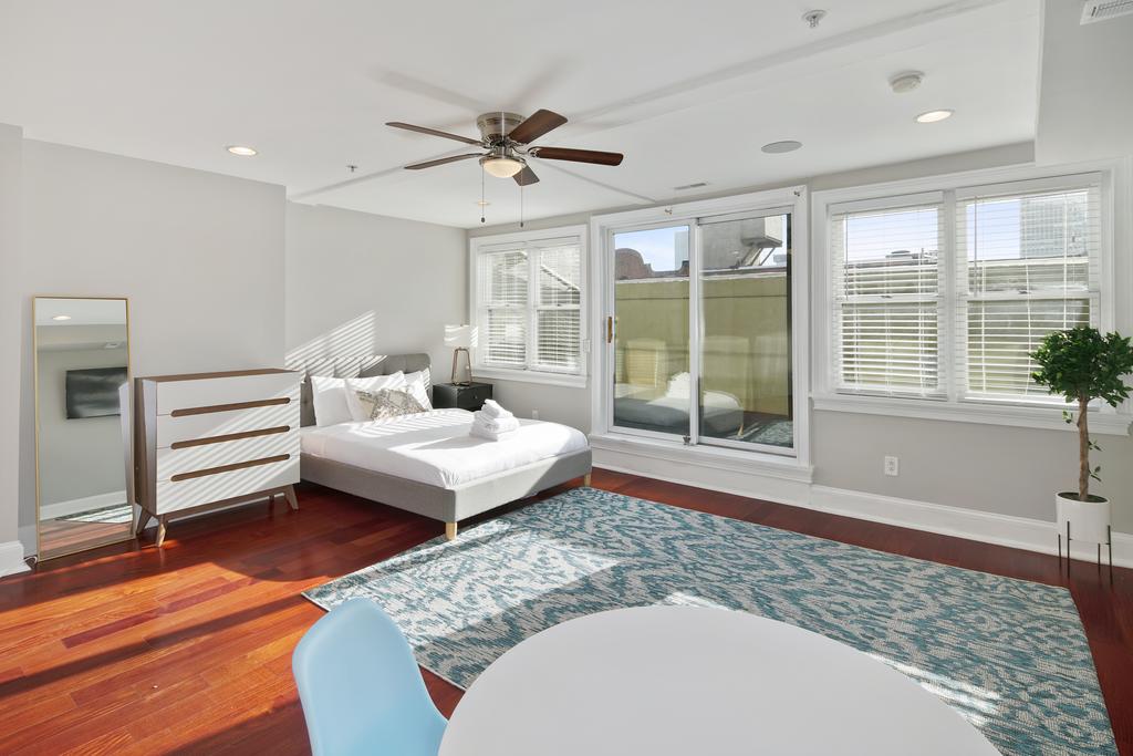 Perfect Large Studio With Balcony In Old City - thumb 1