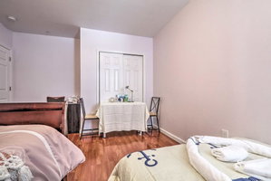 Philly Apt, Walk To Bars & Historic Museums!