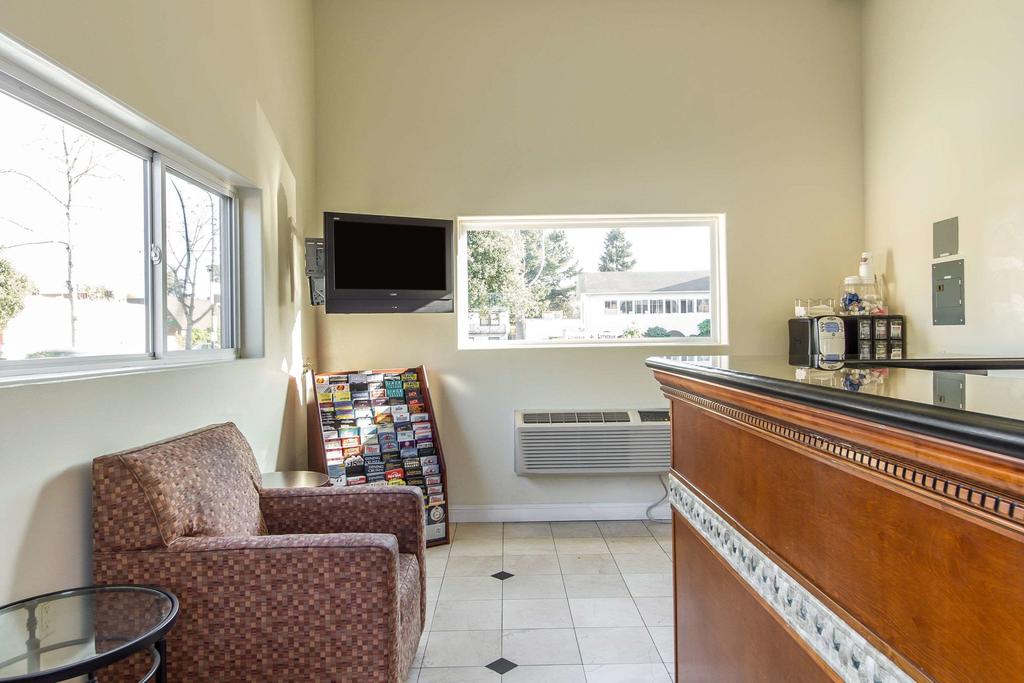 Quality Inn University Berkeley - thumb 2