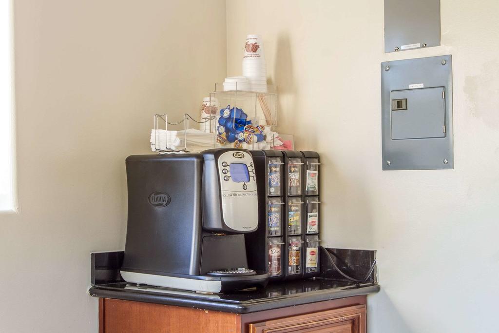 Quality Inn University Berkeley - thumb 3