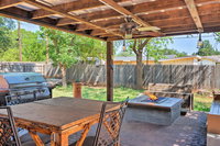 Rustic Farm Home with Patio Grill and Fire Pit by TTU Accommodation Philadelphia