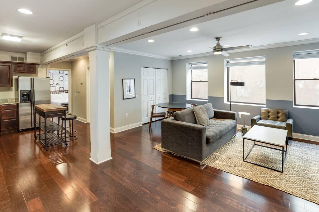 Stylish 1BR In Old City, 8min Walk To Liberty Bell - thumb 3
