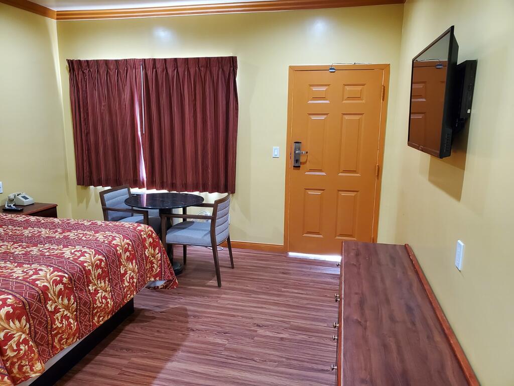 Sunrise Inn - thumb 0
