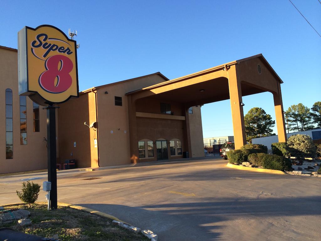 Super 8 By Wyndham Bastrop TX - thumb 1