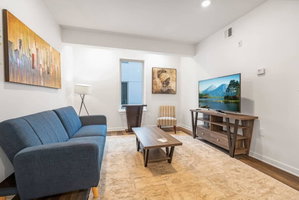 Superb 1BR In Olde Kensington