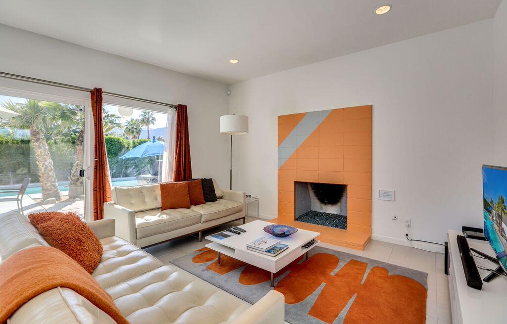 The Palm And Citrus - thumb 3