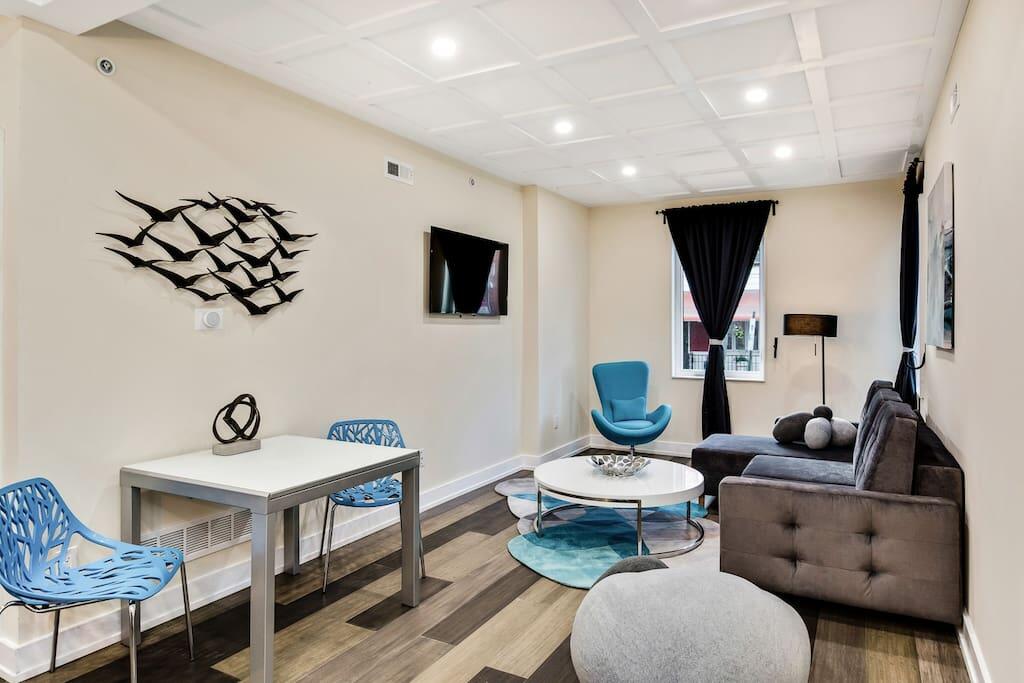The Ultimate Luxury 3 Bedroom Home-3 Master Suites - thumb 2