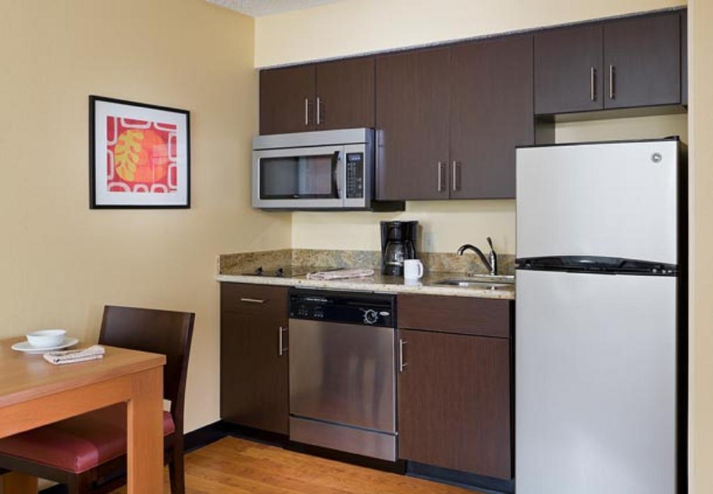 TownePlace Suites By Marriott Dallas Bedford - thumb 3