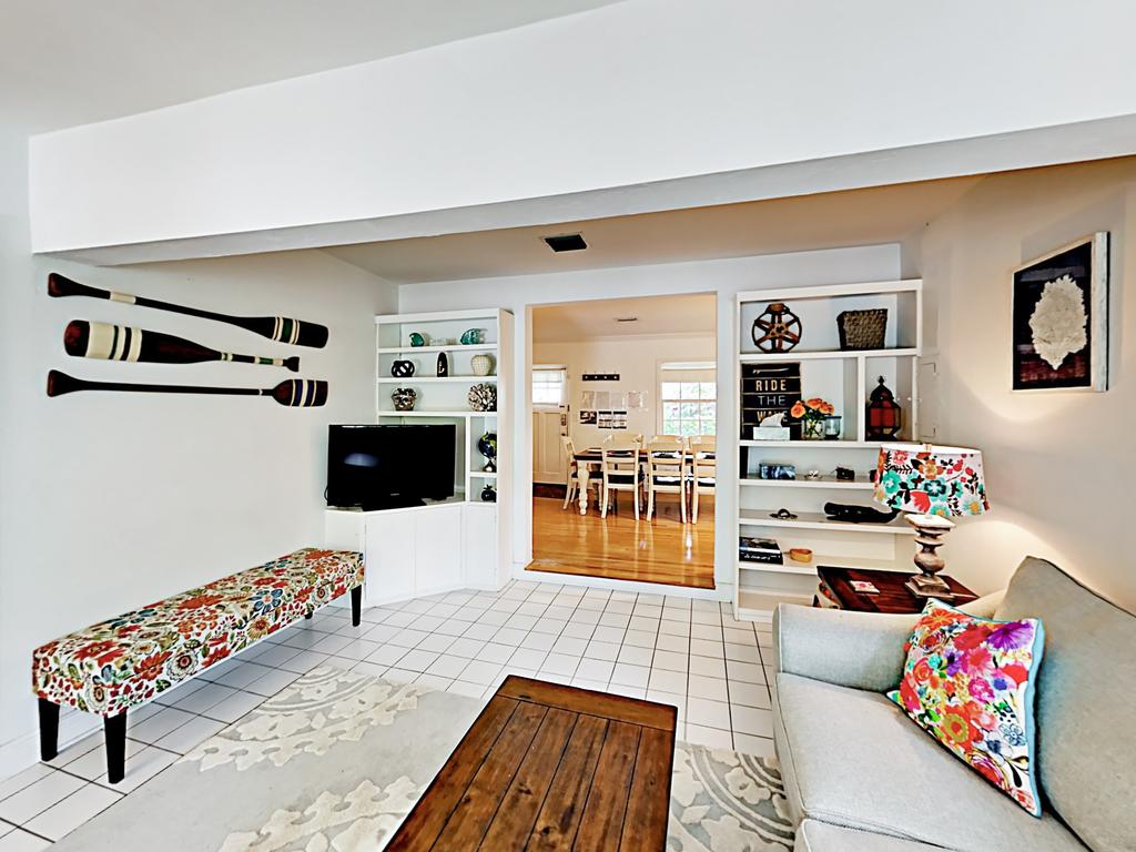 Tropical Oasis Home Home - thumb 3