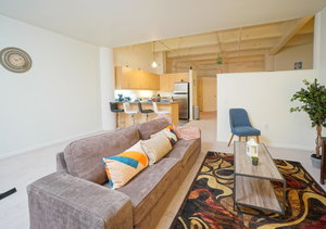 Urban Oasis By Center City, Pool, Gym & Free Parking