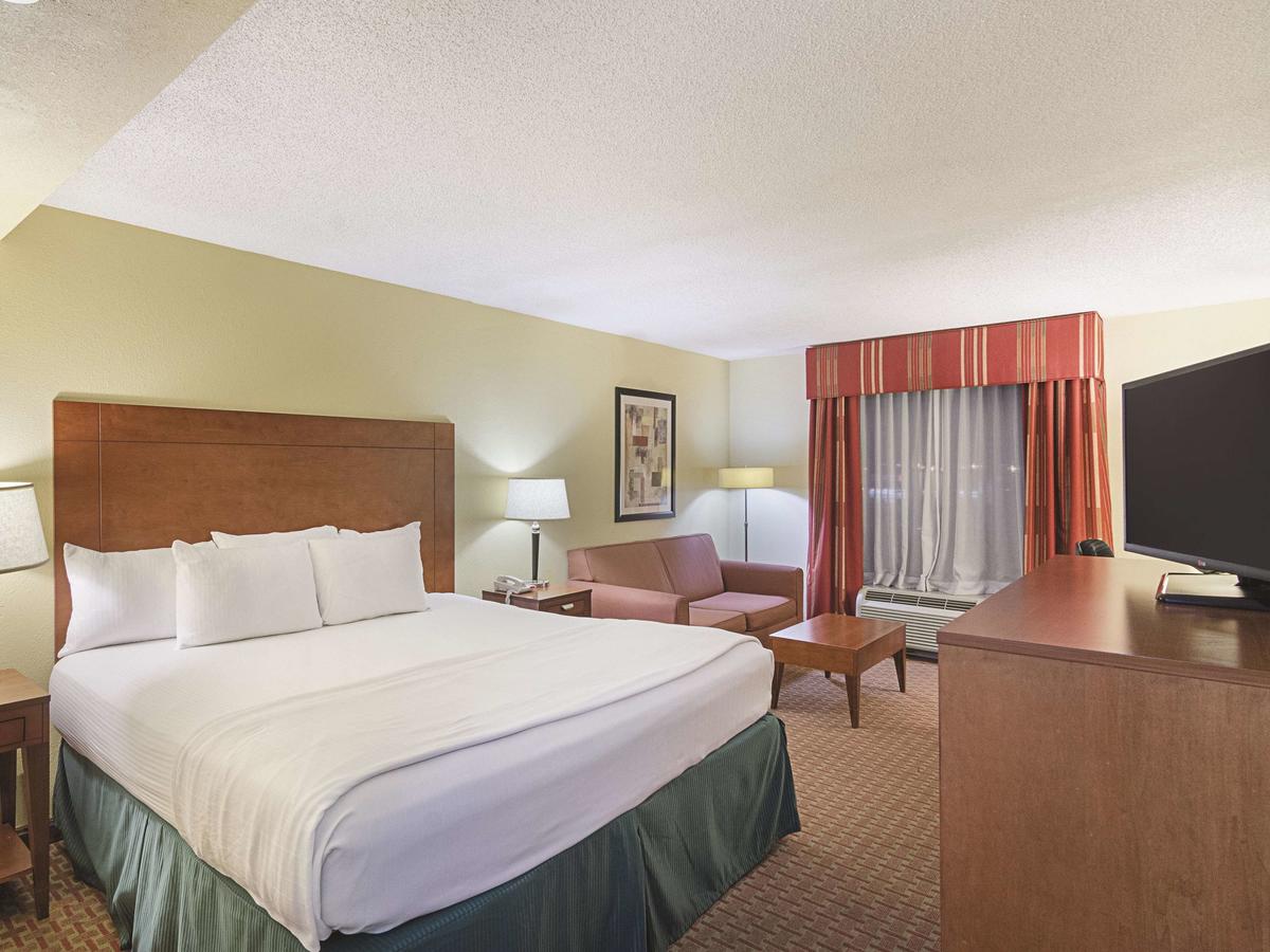 La Quinta By Wyndham Dothan - thumb 4