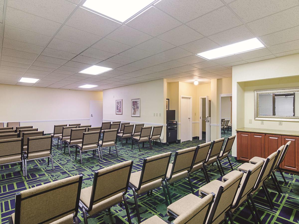 La Quinta By Wyndham Dothan - thumb 5