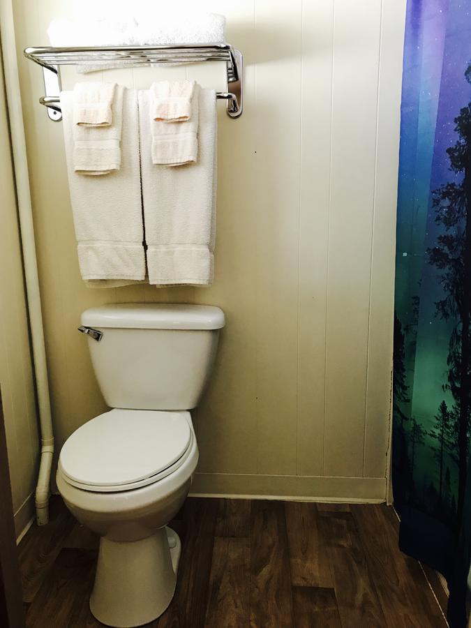 Trail Lake Lodge Inn - thumb 5