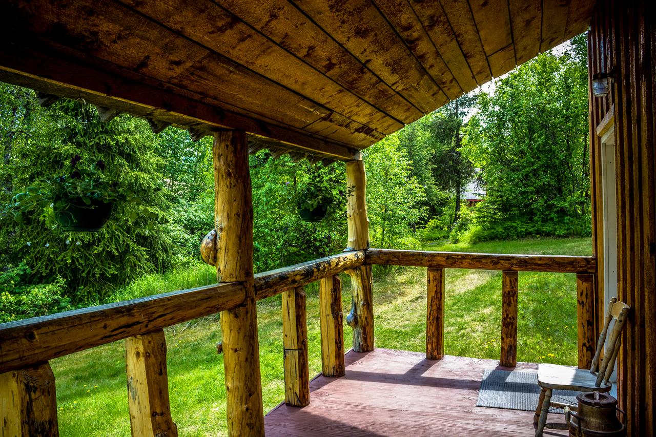 Midnight Sun Log Cabins - thumb 31