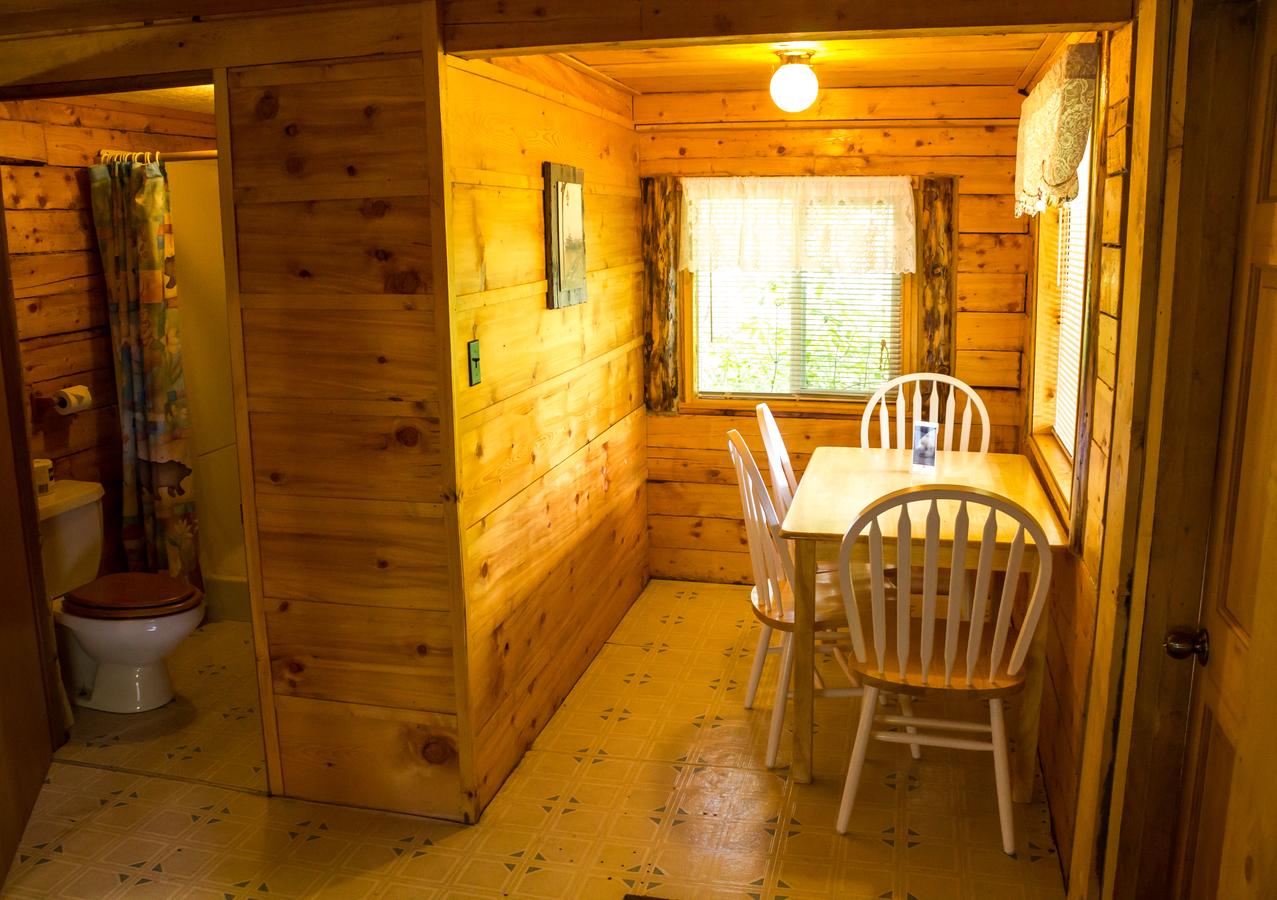 Midnight Sun Log Cabins - thumb 23
