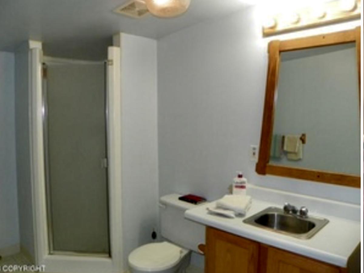 Crown Point Lodge - thumb 3