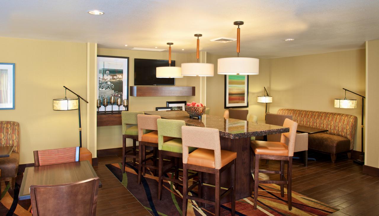 Hampton Inn Phoenix Airport North - thumb 24