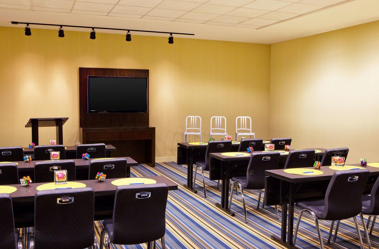 Aloft Tucson University - thumb 15