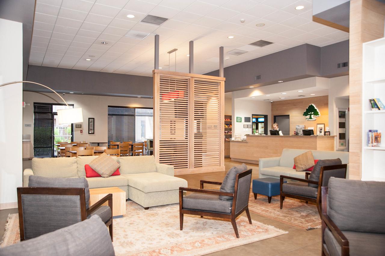 GreenTree Inn & Suites Phoenix Sky Harbor - thumb 5