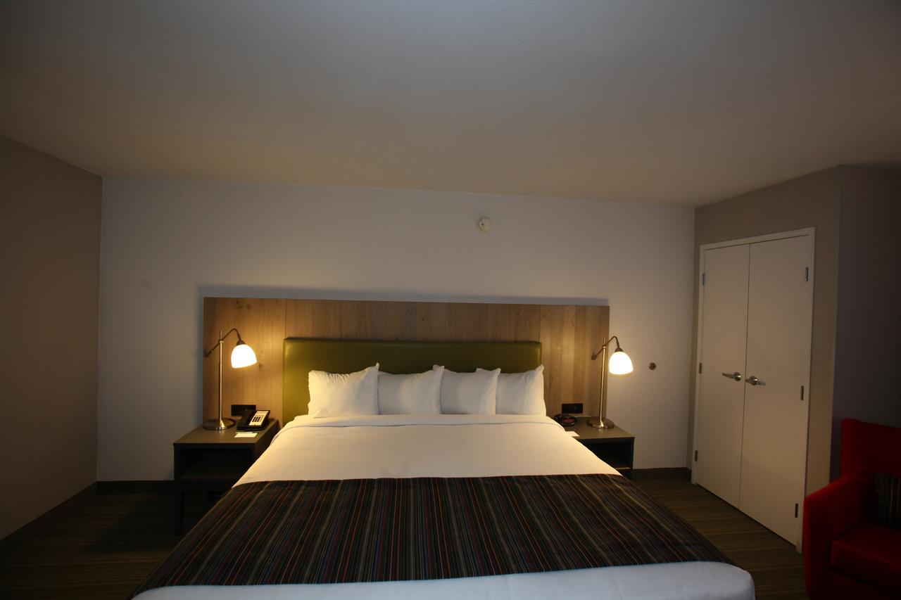 GreenTree Inn & Suites Phoenix Sky Harbor - thumb 16