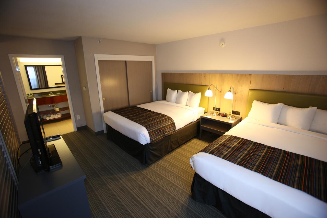 GreenTree Inn & Suites Phoenix Sky Harbor - thumb 12