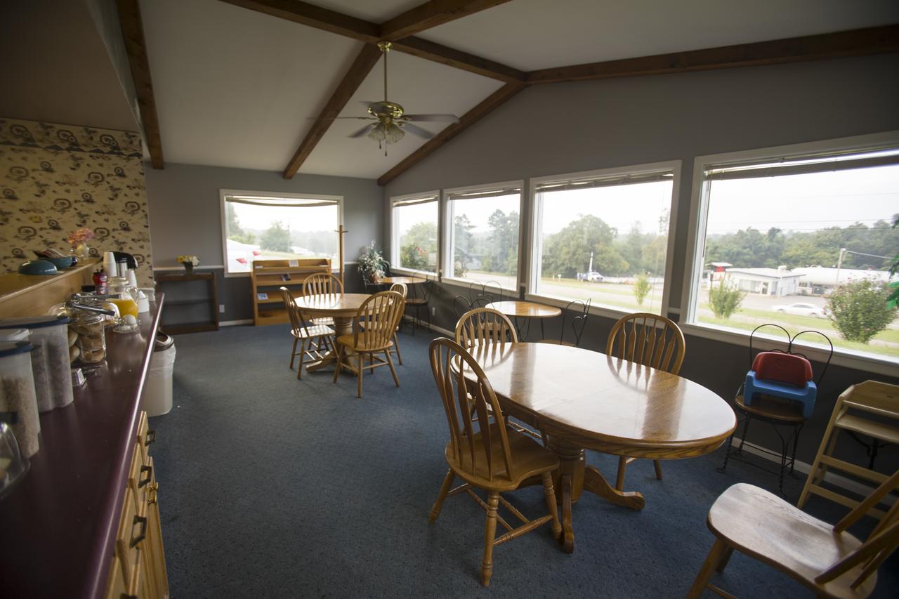 Cottonwood Inn - thumb 6