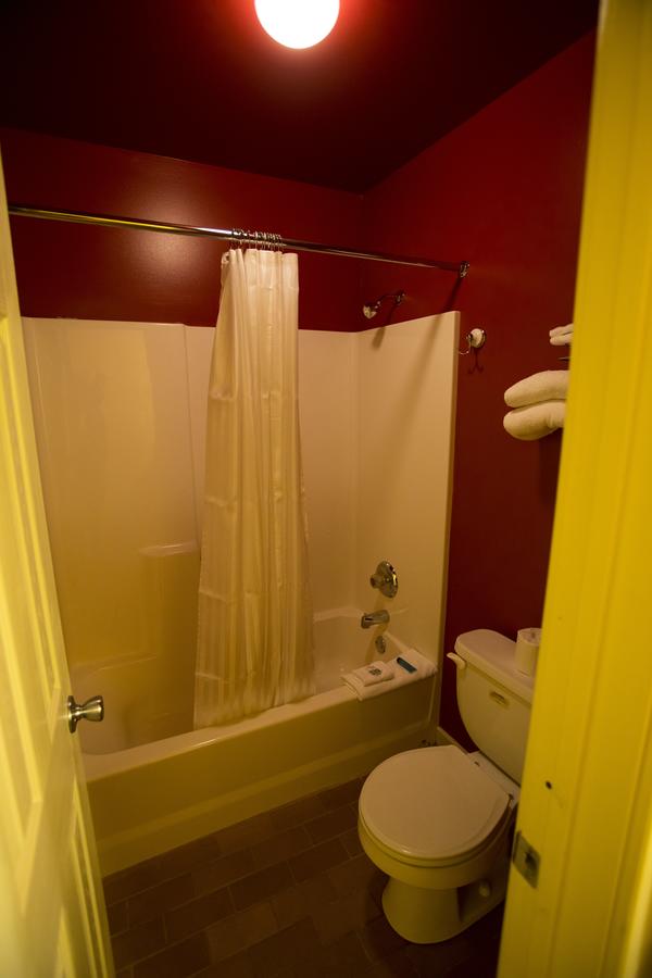 Cottonwood Inn - thumb 13