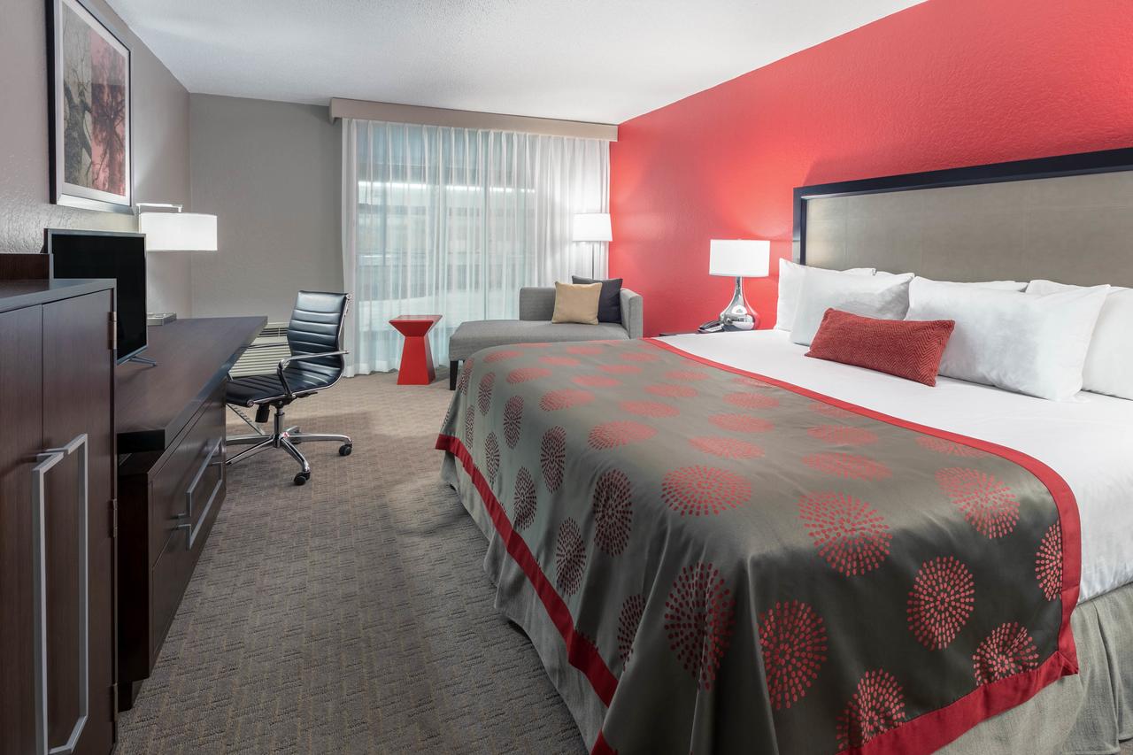 Ramada By Wyndham Texarkana - thumb 1