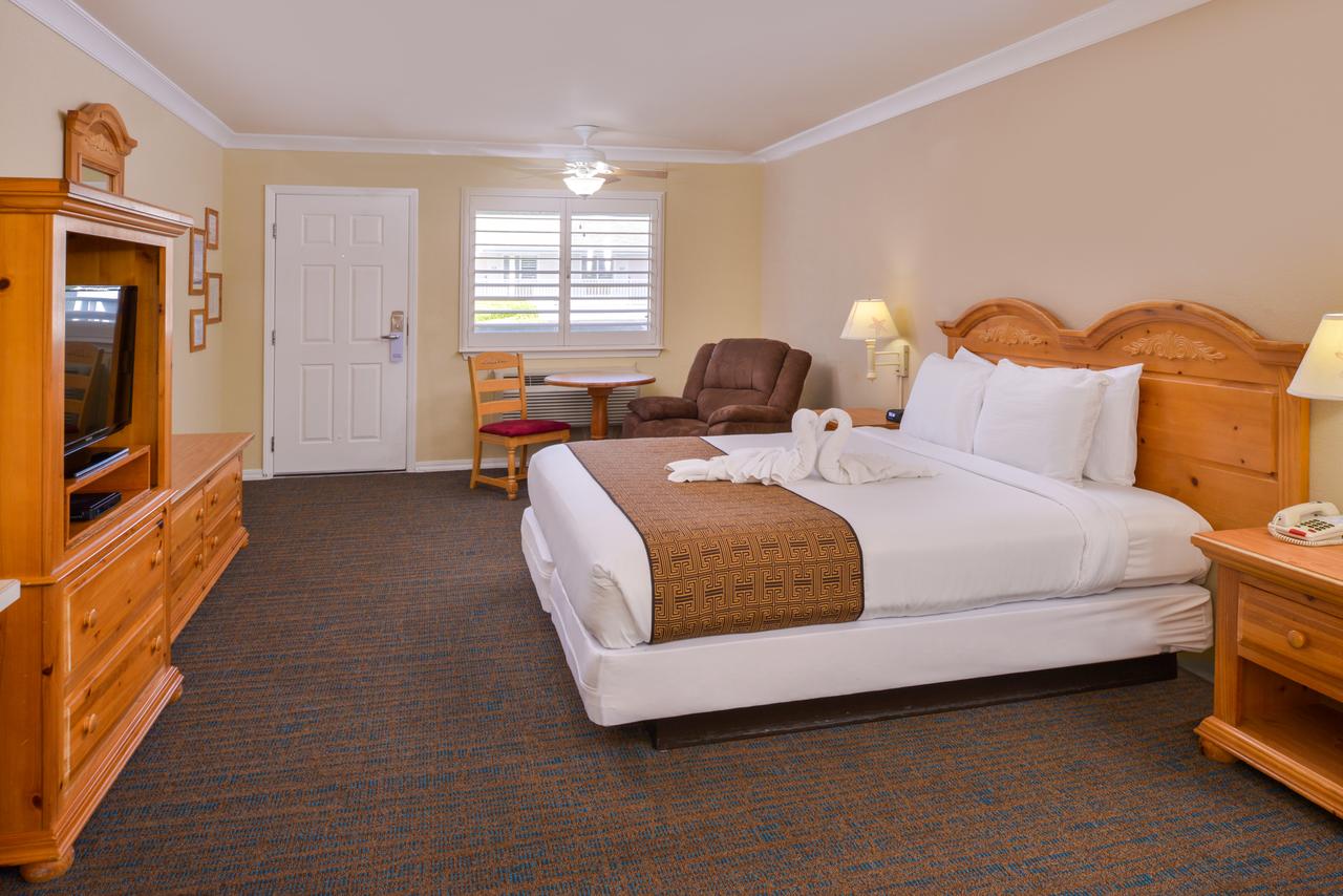 Cayucos Beach Inn - thumb 4