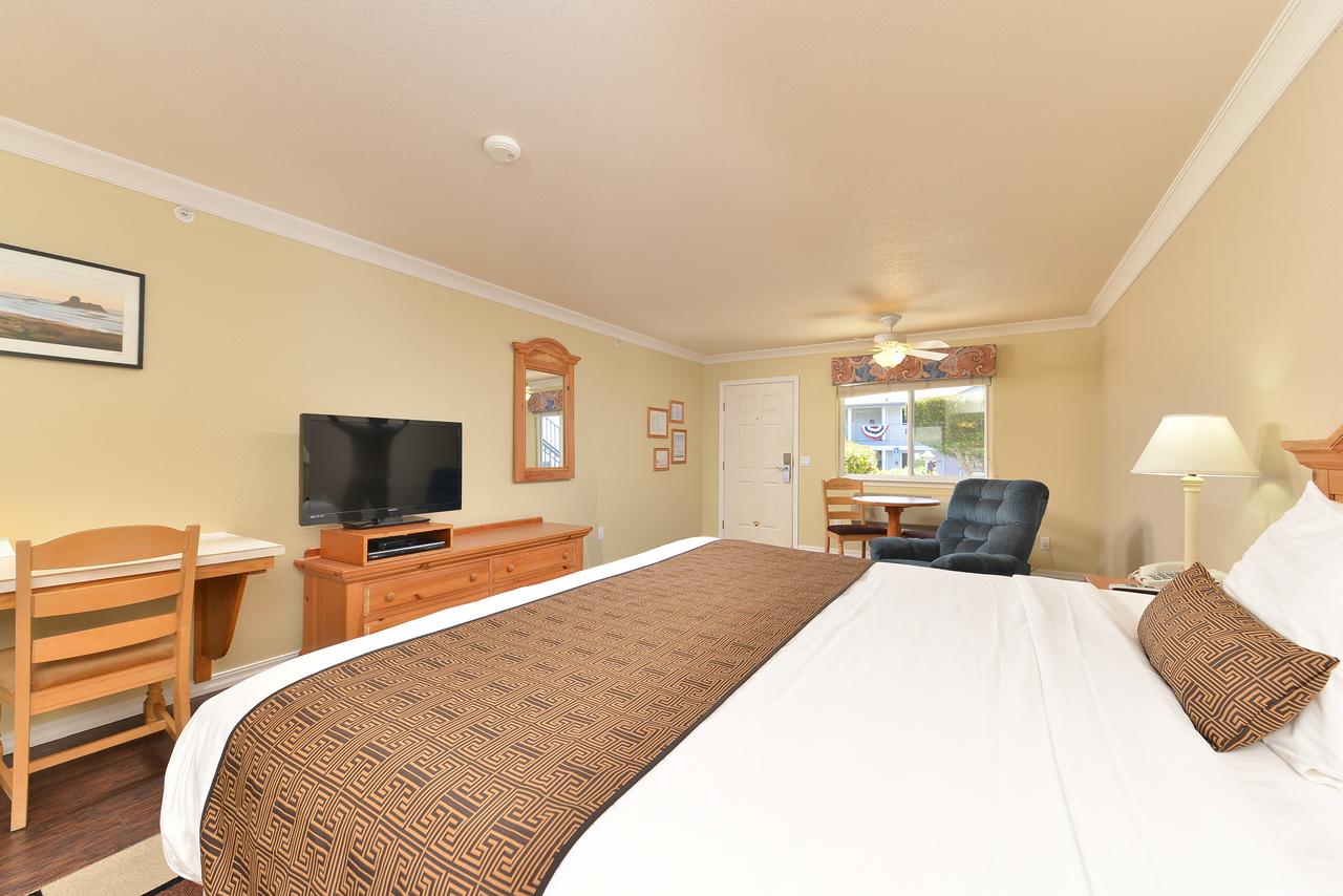 Cayucos Beach Inn - thumb 25