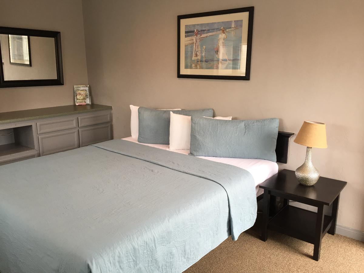 Coronado Inn - thumb 43