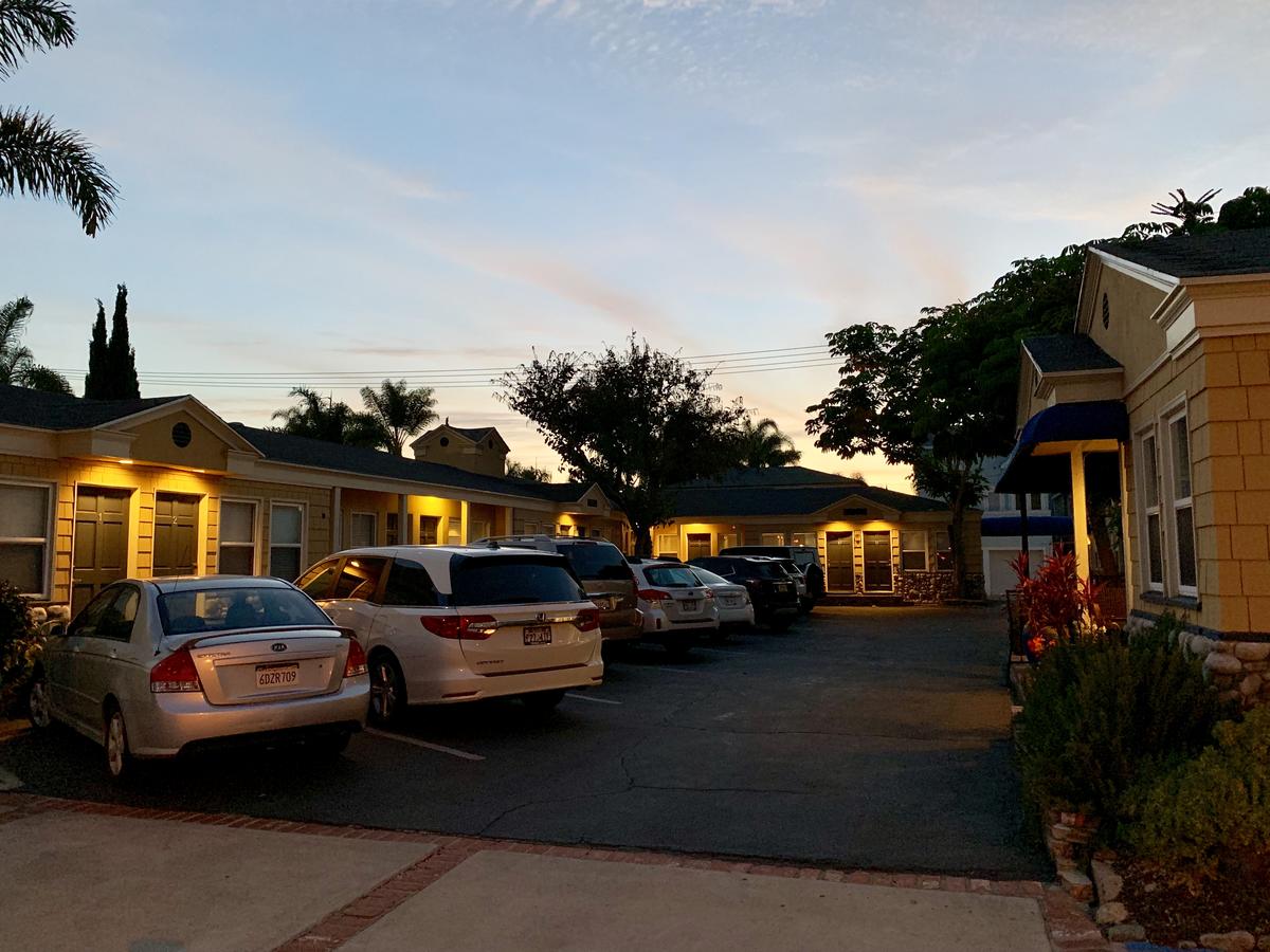 Coronado Inn - thumb 2