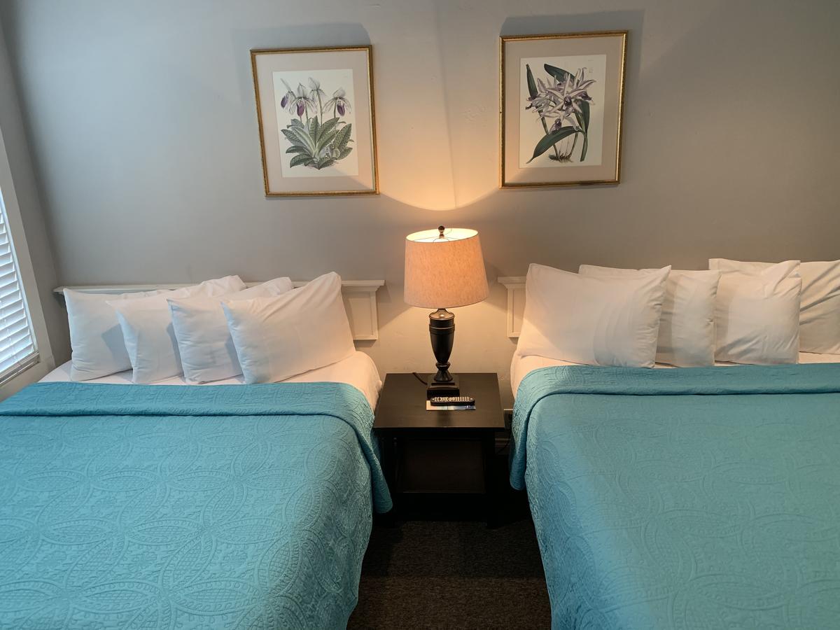Coronado Inn - thumb 8