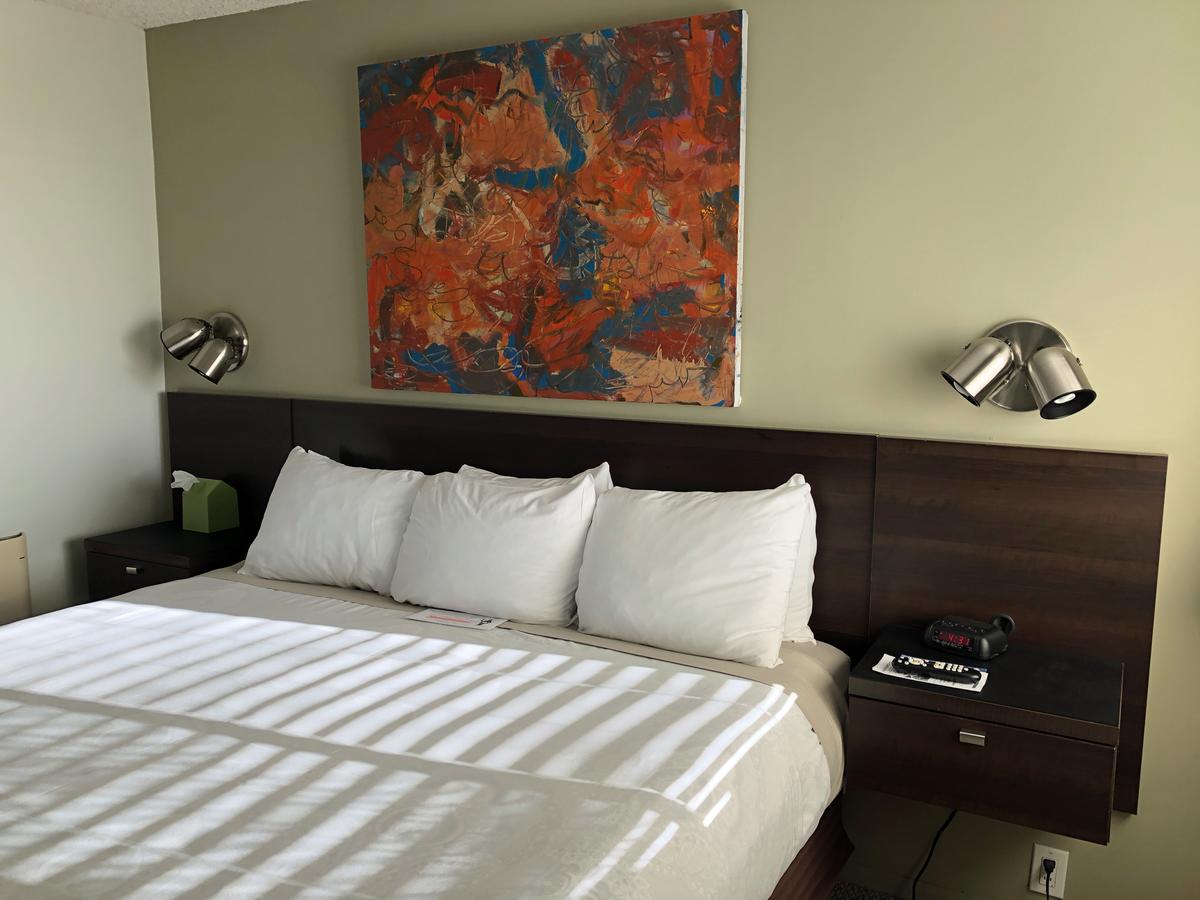 Bayfront Inn - thumb 12