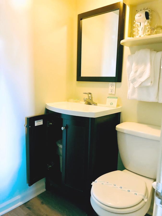 Bayfront Inn - thumb 23